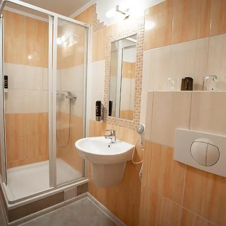 Statek Bernard Casa de hóspedes Královské Poříčí