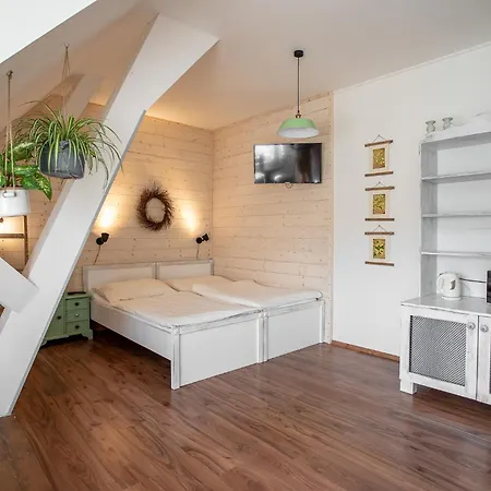 Statek Bernard Casa de hóspedes Královské Poříčí